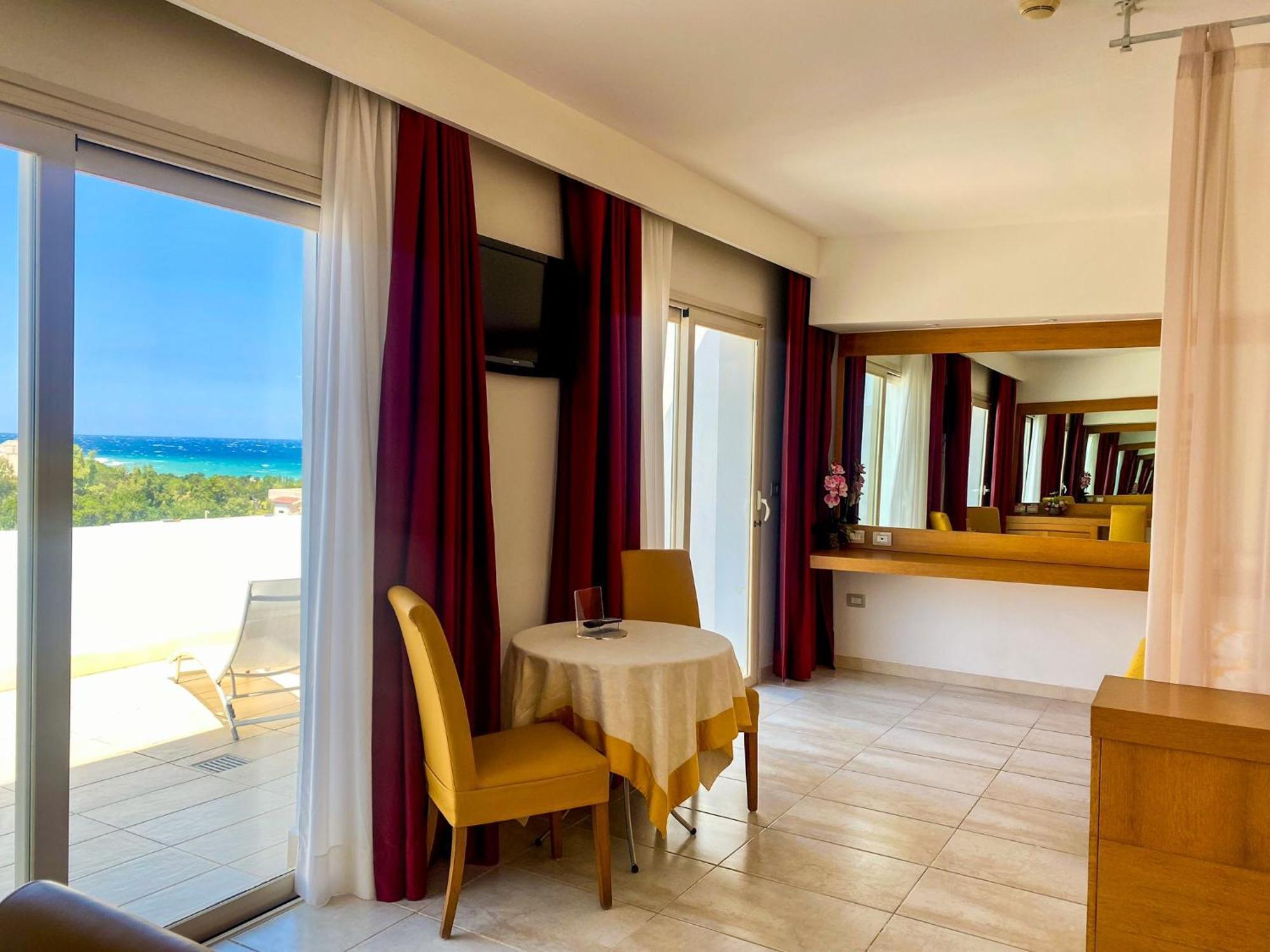 Hotel Degli Haethey Otranto Exteriör bild